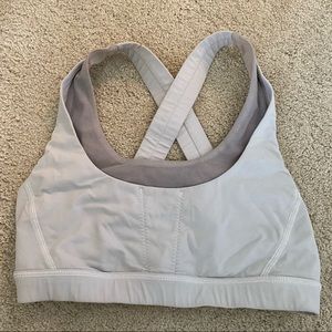 Lululemon sports bra